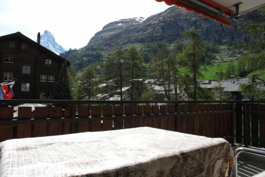 Myzermatt Monazit Appartement Kamer foto