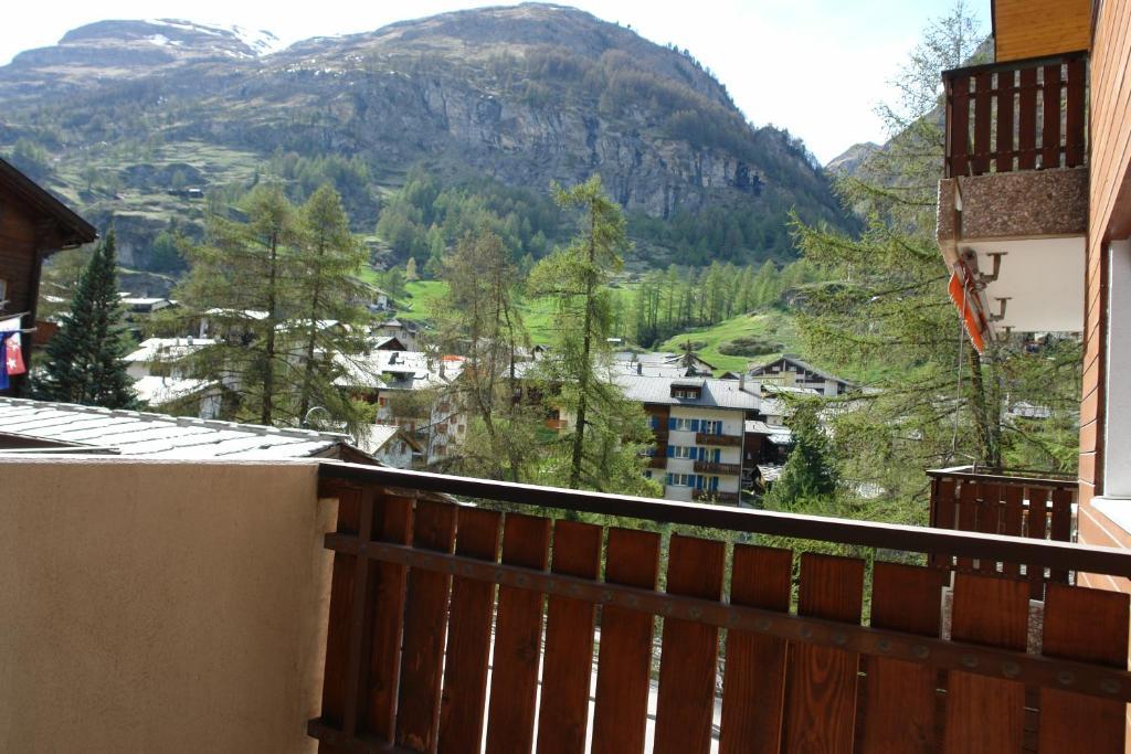 Myzermatt Monazit Appartement Kamer foto